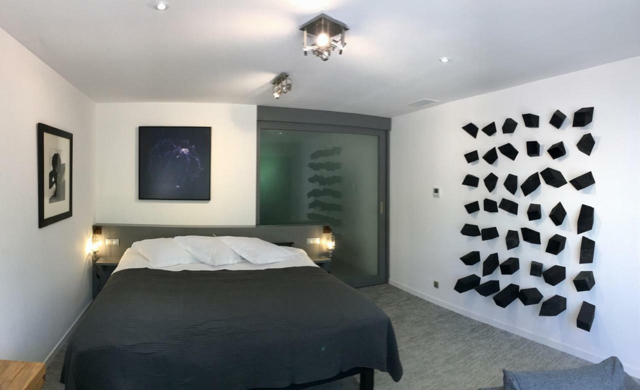 Chambres De L'Artemise & Spa Uzes Exterior photo